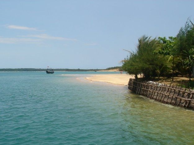 Dao Tam Hai Hon ngoc xinh dep it nguoi biet den o Quang Nam