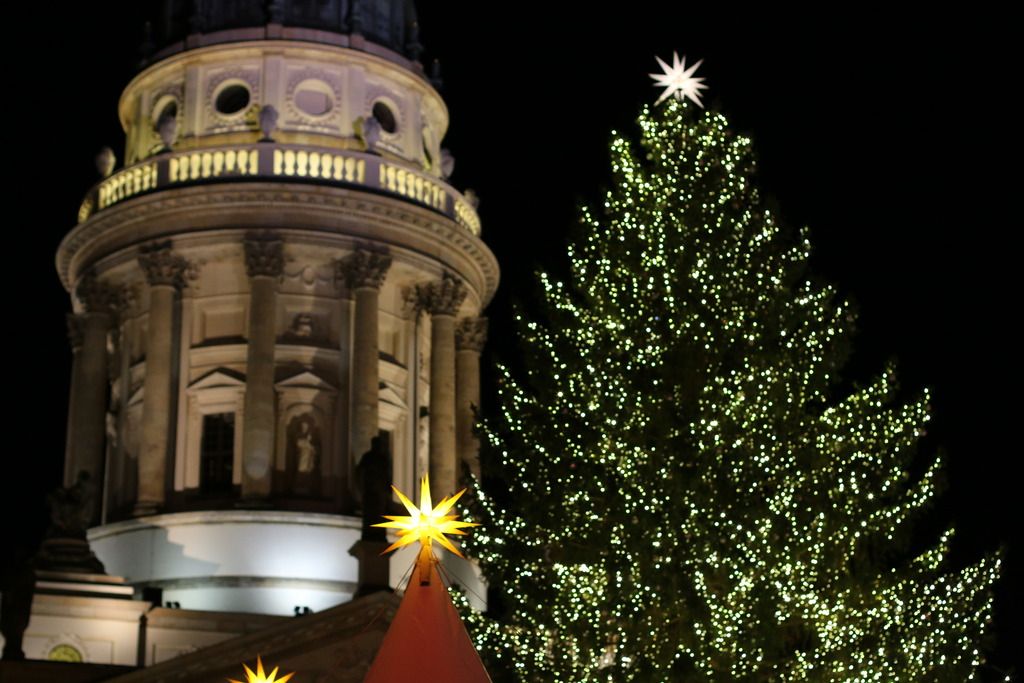  photo gendarmenmarkt 2_zpss8h7n7sz.jpg