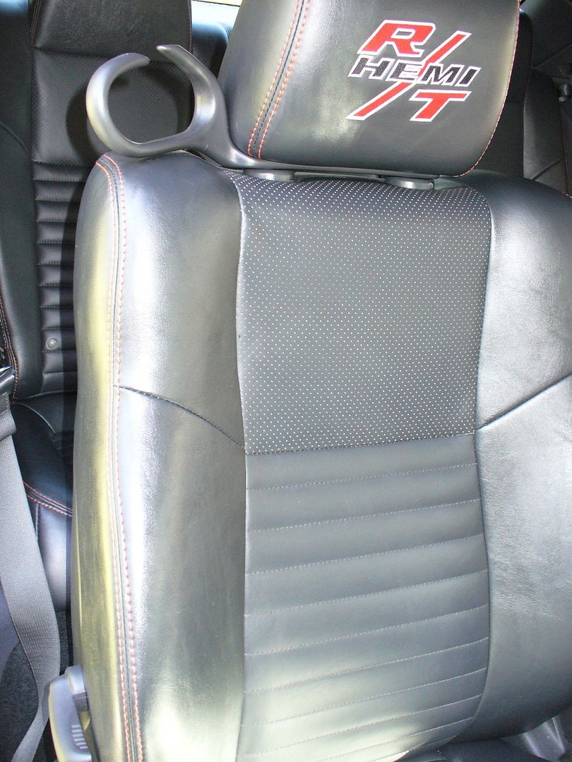 Dying leather seat stitching...wow!!! Page 3 Dodge Challenger Forum