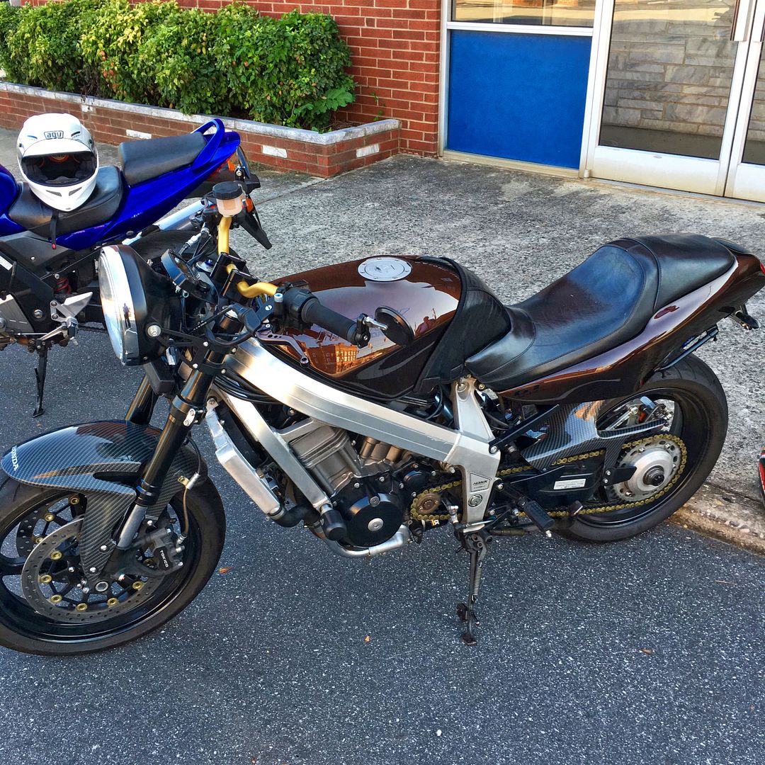 Straying a bit from the CX - The Honda Hawk GT647