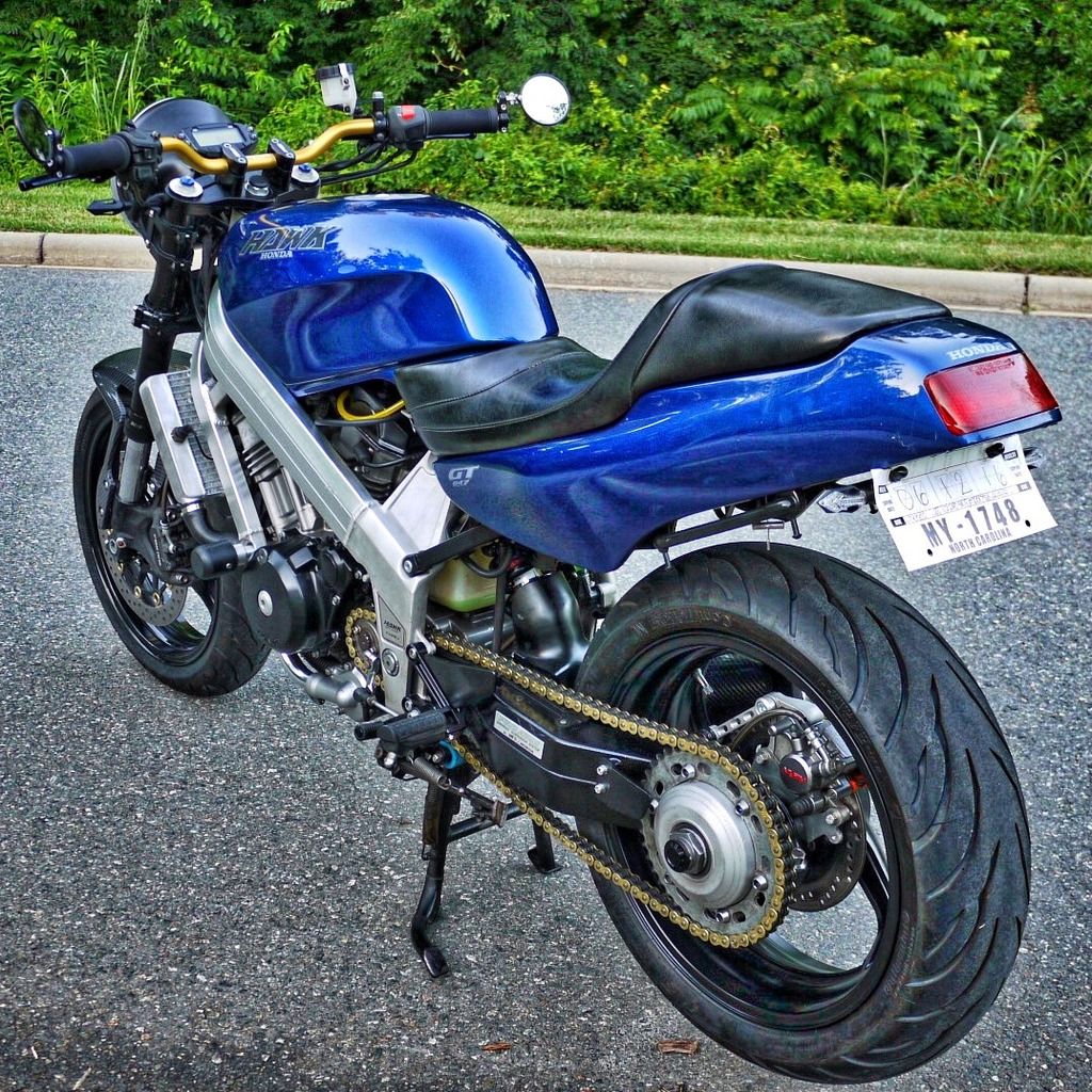 Straying a bit from the CX - The Honda Hawk GT647